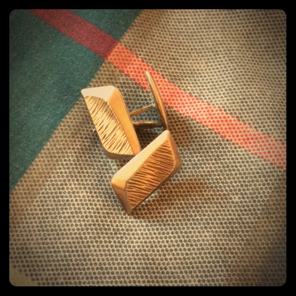 4 pairs of Silver cufflinks